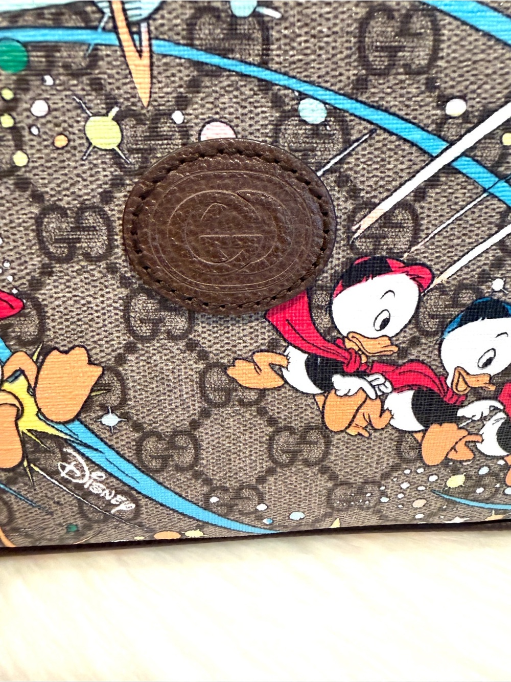 Gucci X Disney Donald Duck Belt Bag - Picture 5 of 15